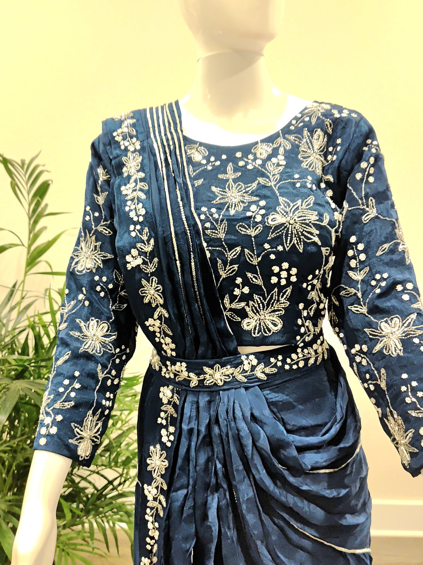Georgette Ready-to-Wear Saree with All-Over Zarkan Work | Long Sleeve Blouse (Size 44)