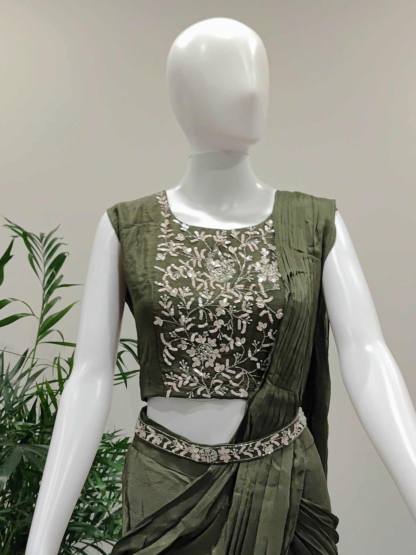 Mehndi Green Georgette Ready-to-Wear Saree with Organza Shrug | Zarkan Work